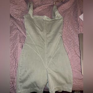 ZARA OLIVE FITTED PLAYSUIT (never worn, tags removed)